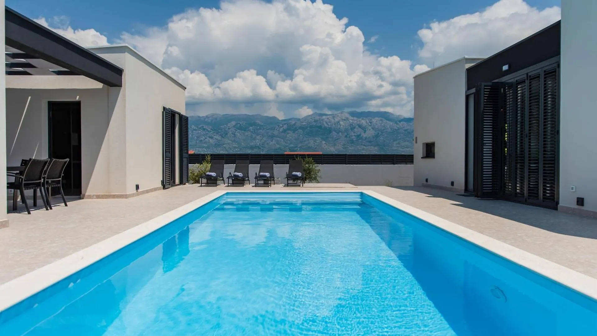 Designer Villa Neva With Magic Velebit View Ražanac