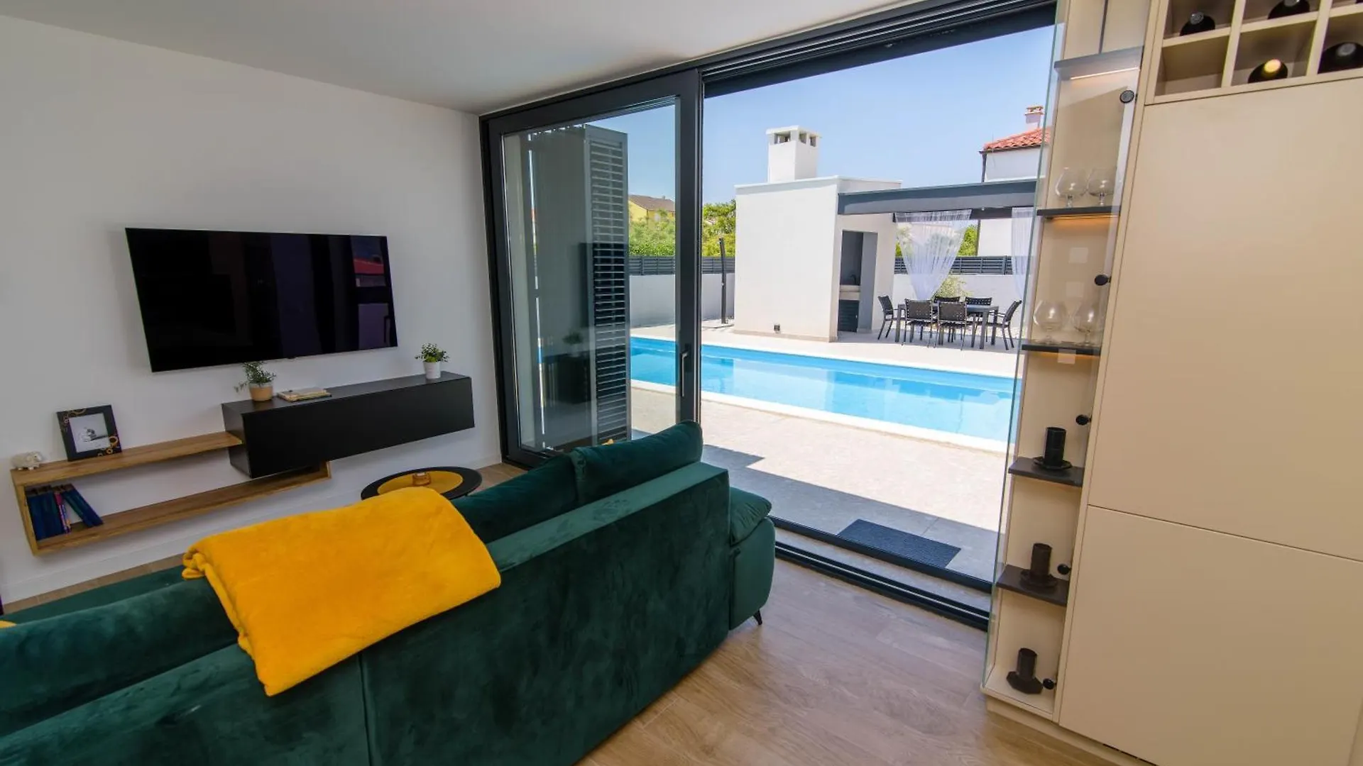Designer Villa Neva With Magic Velebit View Ražanac