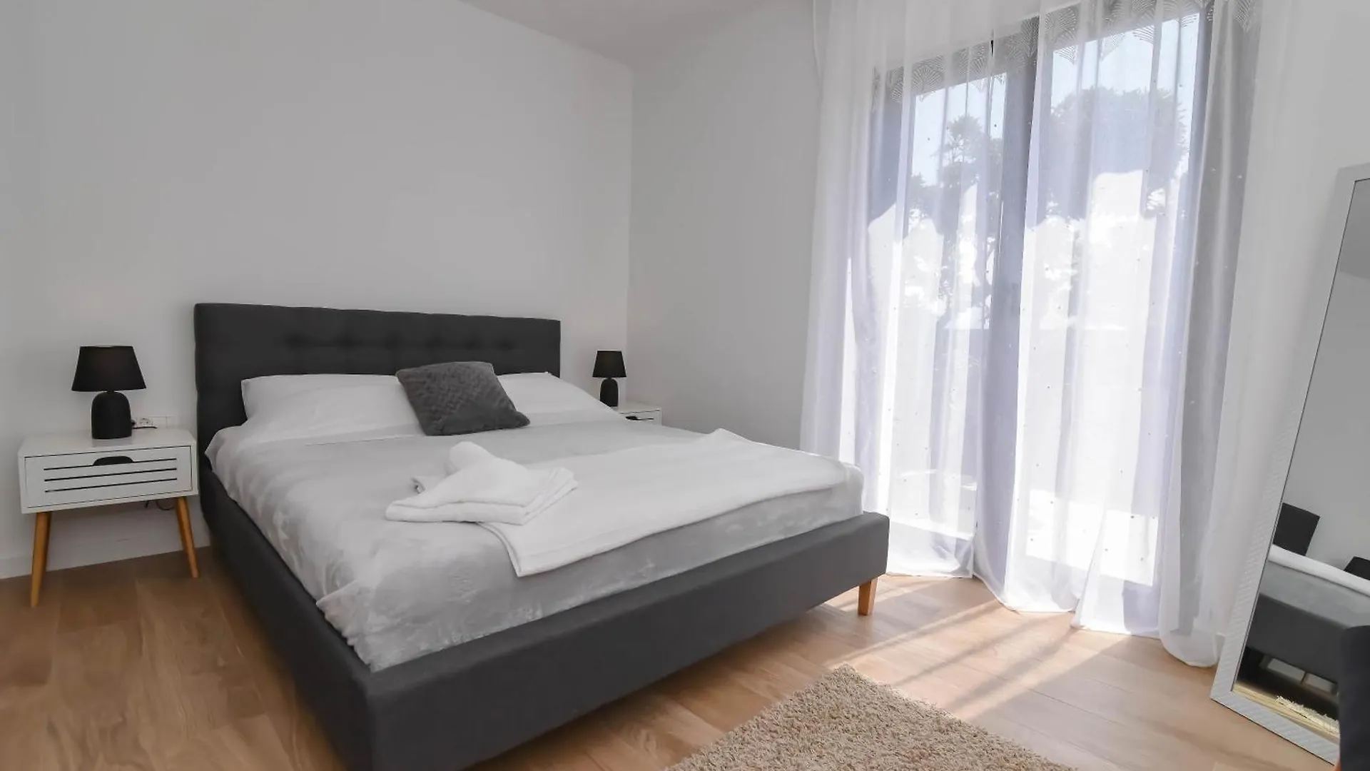 Designer Villa Neva With Magic Velebit View Ražanac